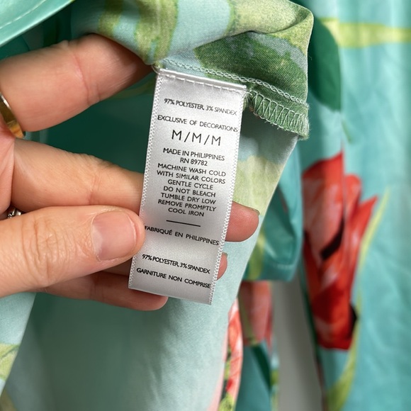 Natori Water Lily silky pajama set - Picture 5 of 5